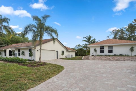 House in Jupiter, Florida 2 bedrooms, 94.57 sq.m. № 2006943 - photo 13