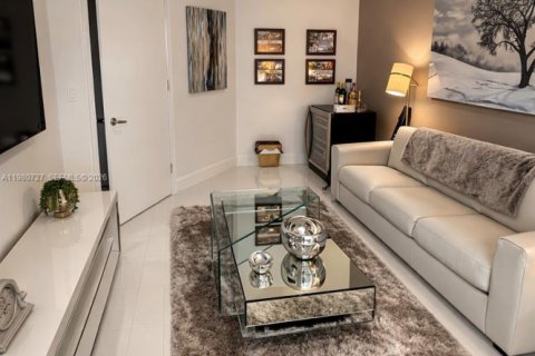 Copropriété à vendre à Sunny Isles Beach, Floride: 3 chambres, 153.1 m2 № 2043069 - photo 7