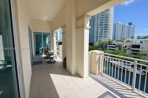 Copropriété à vendre à Sunny Isles Beach, Floride: 3 chambres, 153.1 m2 № 2043069 - photo 9