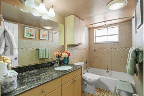 Condominio en venta en Hollywood, Florida, 2 dormitorios, 78.97 m2 № 1792390 - foto 23