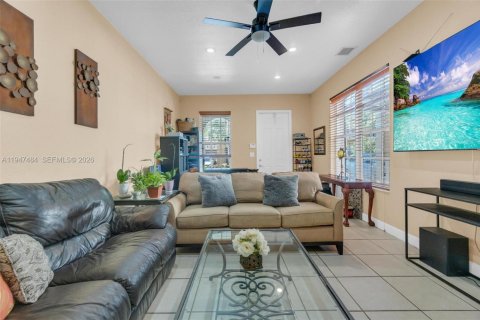 Снять в аренду таунхаус в Дейви, Флорида 3 спальни, 194.82м2, № 2004458 - фото 8