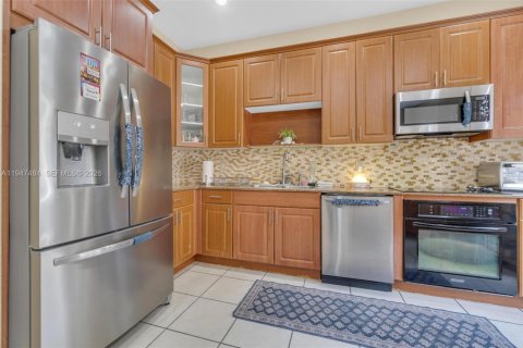 Снять в аренду таунхаус в Дейви, Флорида 3 спальни, 194.82м2, № 2004458 - фото 19