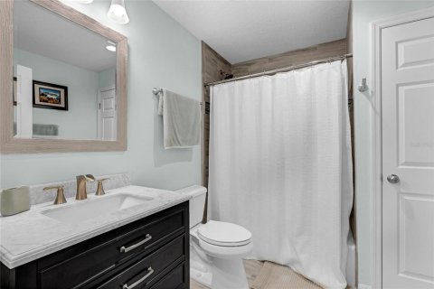 House in Weirsdale, Florida 5 bedrooms, 325.34 sq.m. № 1918818 - photo 29