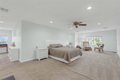 House in Weirsdale, Florida 5 bedrooms, 325.34 sq.m. № 1918818 - photo 23