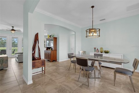 House in Weirsdale, Florida 5 bedrooms, 325.34 sq.m. № 1918818 - photo 8