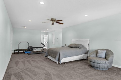 House in Weirsdale, Florida 5 bedrooms, 325.34 sq.m. № 1918818 - photo 25