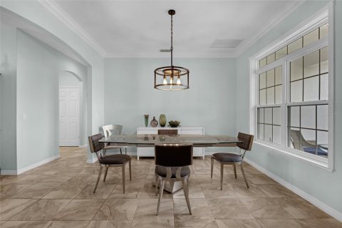 House in Weirsdale, Florida 5 bedrooms, 325.34 sq.m. № 1918818 - photo 9