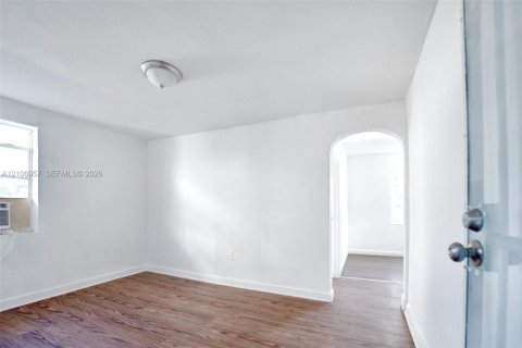 Appartement à louer à Miami, Floride: 1 chambre, 55.74 m2 № 2418039 - photo 2