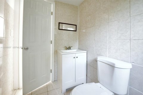 Appartement à louer à Miami, Floride: 1 chambre, 55.74 m2 № 2418039 - photo 6