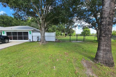 Villa ou maison à vendre à Punta Gorda, Floride: 3 chambres, 195.56 m2 № 2418951 - photo 2