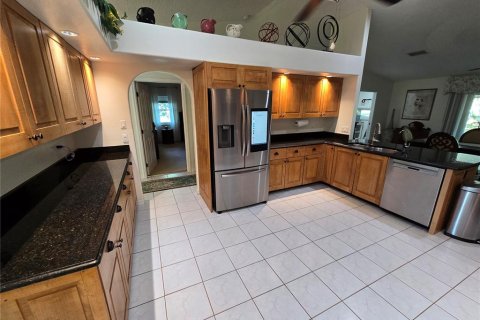 Villa ou maison à vendre à Punta Gorda, Floride: 3 chambres, 195.56 m2 № 2418951 - photo 5