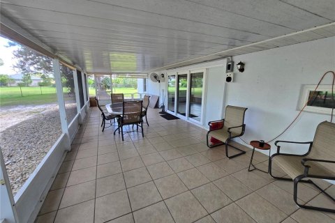 Villa ou maison à vendre à Punta Gorda, Floride: 3 chambres, 195.56 m2 № 2418951 - photo 29