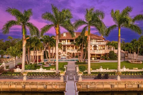 Casa en Sarasota, Florida 4 dormitorios, 993.78 m2 № 2125689