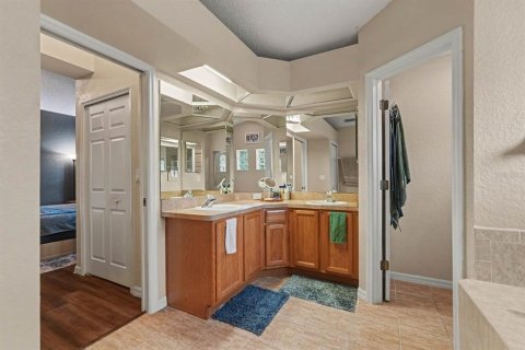 House in Brooksville, Florida 3 bedrooms, 187.85 sq.m. № 2403710 - photo 21