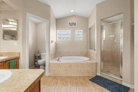 House in Brooksville, Florida 3 bedrooms, 187.85 sq.m. № 2403710 - photo 22