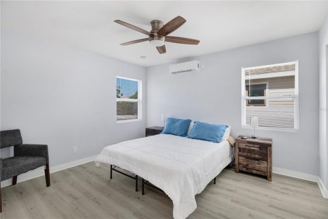 House in Madeira Beach, Florida 1 bedroom, 55.74 sq.m. № 1766245 - photo 12