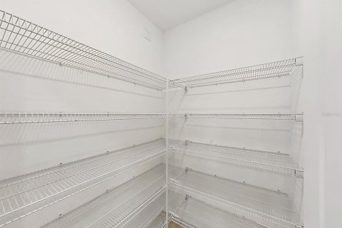Купить виллу или дом в Гудзон, Флорида 9 комнат, 221.94м2, № 2209790 - фото 17