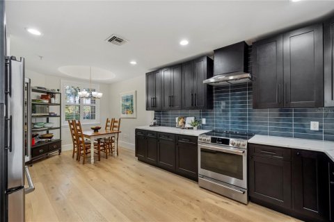 Condo in Orlando, Florida, 2 bedrooms  № 1846345 - photo 6