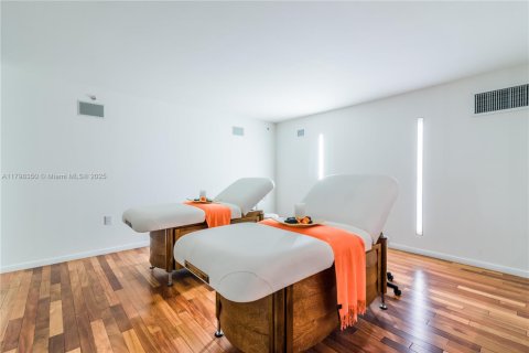 Condominio en venta en Miami, Florida, 2 dormitorios, 104.33 m2 № 1715199 - foto 27