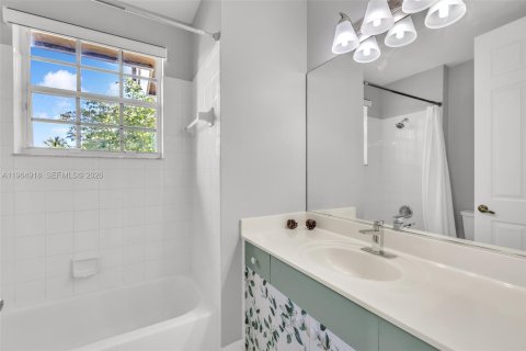 Casa en alquiler en Coral Springs, Florida, 5 dormitorios, 305.37 m2 № 2026218 - foto 28