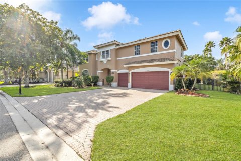 Casa en alquiler en Coral Springs, Florida, 5 dormitorios, 305.37 m2 № 2026218 - foto 4