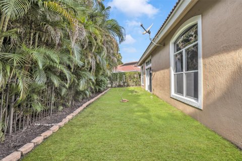 Casa en alquiler en Coral Springs, Florida, 5 dormitorios, 305.37 m2 № 2026218 - foto 12