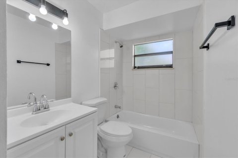 Villa ou maison à louer à Sanford, Floride: 2 chambres, 97.83 m2 № 2383987 - photo 19