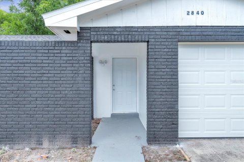 Villa ou maison à louer à Sanford, Floride: 2 chambres, 97.83 m2 № 2383987 - photo 3