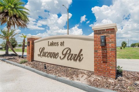 Casa en venta en Winter Haven, Florida, 4 dormitorios, 166.57 m2 № 2217669 - foto 3