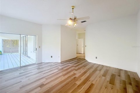 Casa en venta en Tampa, Florida, 4 dormitorios, 250.65 m2 № 2388286 - foto 14