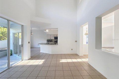 Casa en venta en Tampa, Florida, 4 dormitorios, 250.65 m2 № 2388286 - foto 10