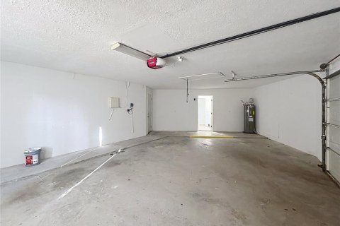 Casa en venta en Tampa, Florida, 4 dormitorios, 250.65 m2 № 2388286 - foto 26