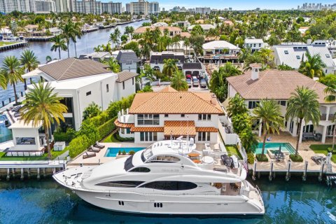 Villa ou maison à Fort Lauderdale, Floride 5 chambres, 435.71 m2 № 2365170