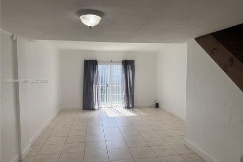Condo in Pinecrest, Florida, 2 bedrooms  № 1999334 - photo 7