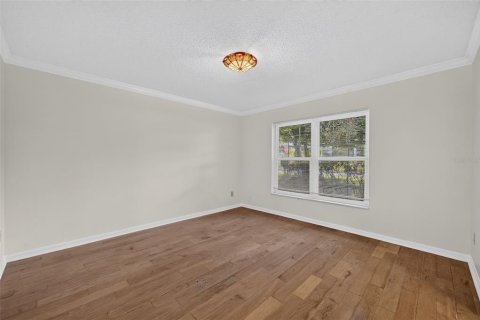 House in Maitland, Florida 5 bedrooms, 291.34 sq.m. № 2208658 - photo 8