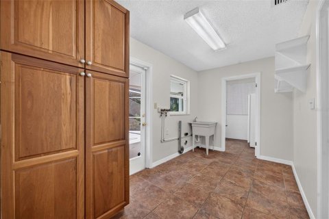 House in Maitland, Florida 5 bedrooms, 291.34 sq.m. № 2208658 - photo 26