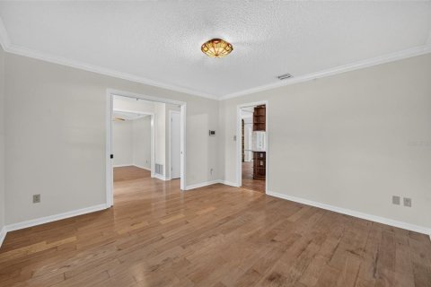 House in Maitland, Florida 5 bedrooms, 291.34 sq.m. № 2208658 - photo 9