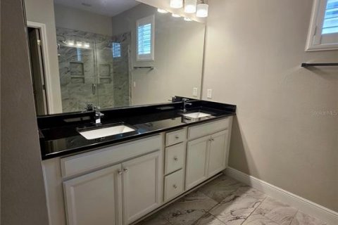 House in Windermere, Florida 4 bedrooms, 213.4 sq.m. № 1869856 - photo 4