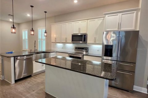 House in Windermere, Florida 4 bedrooms, 213.4 sq.m. № 1869856 - photo 14