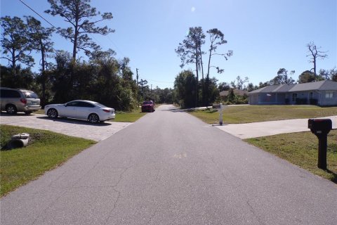 Land in North Port, Florida № 2162799 - photo 13