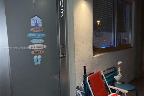 Купить кондоминиум в Майами-Бич, Флорида 1 спальня, 36.7м2, № 2005411 - фото 9