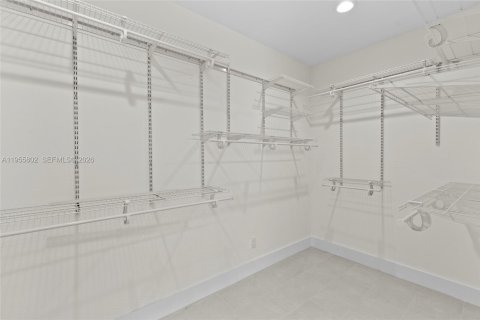 Купить виллу или дом в Порт-Сент-Луси, Флорида 4 спальни, 199.46м2, № 2009997 - фото 24