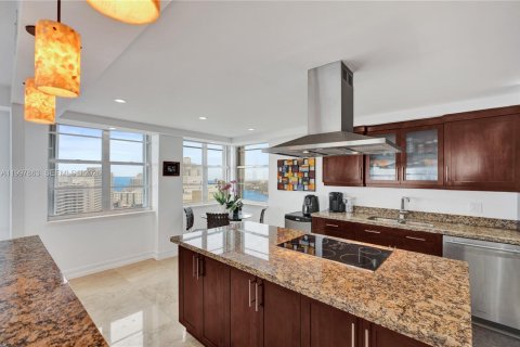 Condominio en venta en Miami Beach, Florida, 2 dormitorios, 205.31 m2 № 2060607 - foto 14