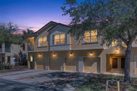 Condo à Kissimmee, Floride, 3 chambres  № 2216489