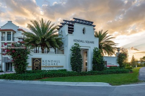 Снять в аренду квартиру в Майами, Флорида 4 спальни, № 1990609 - фото 1