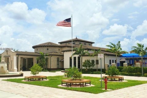 Снять в аренду квартиру в Майами, Флорида 4 спальни, № 1990609 - фото 28