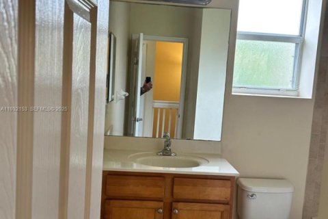 Снять в аренду квартиру в Майами, Флорида 4 спальни, № 1990609 - фото 25