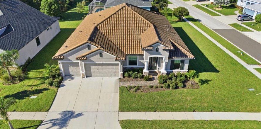 Villa ou maison à Ruskin, Floride 4 chambres, 291.53 m2 № 2418753
