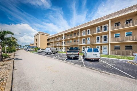 Copropriété à vendre à Saint Petersburg, Floride: 2 chambres, 85.47 m2 № 2216818 - photo 22
