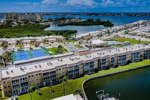 Copropriété à vendre à Saint Petersburg, Floride: 2 chambres, 85.47 m2 № 2216818 - photo 24